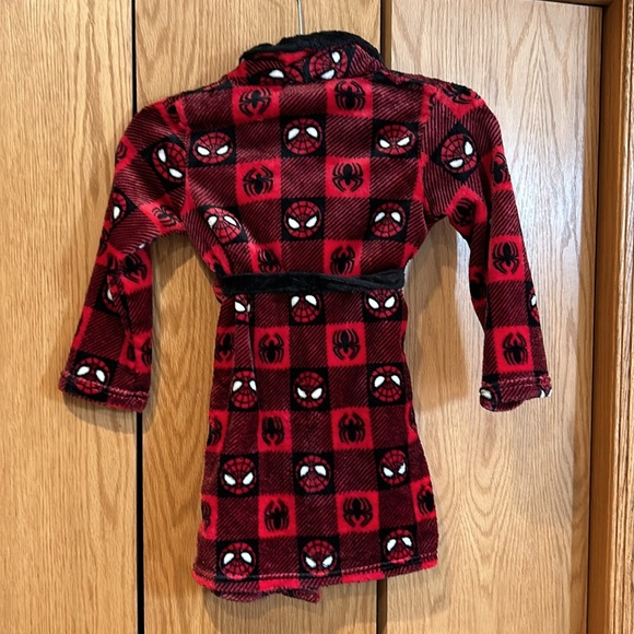 Toddler Spider-Man Bath Robe - Picture 2 of 3